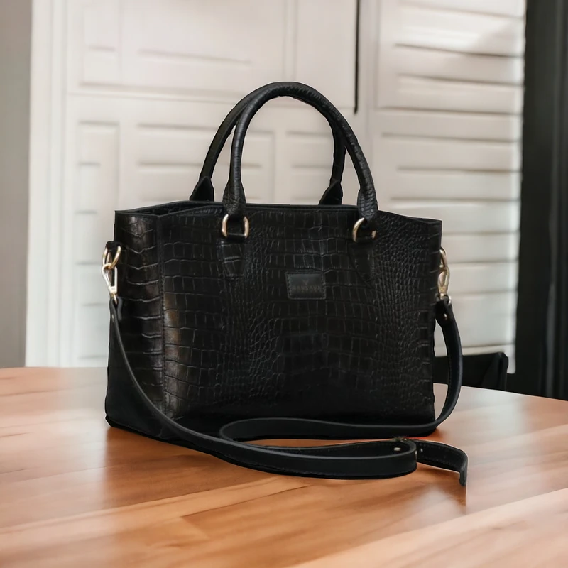 کیف دستی زنانه چرم بارثاوا کد 1383